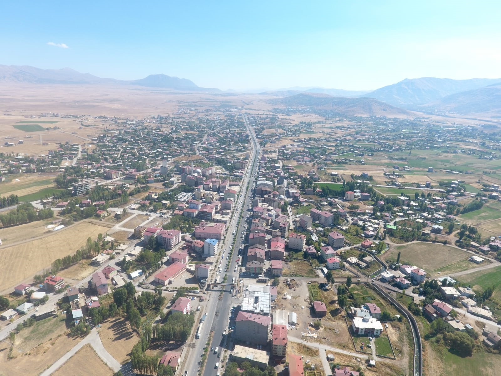 Bitlis Güroymak’ta Kaliteli ve Güvenilir Yapı Malzemeleri: Hasan Bilgin Yapı Malzemeleri